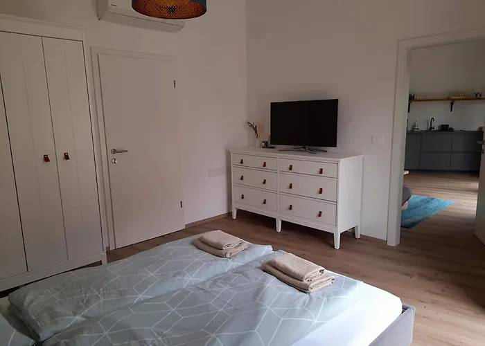 Pavillon Nahe Stadtzentrum