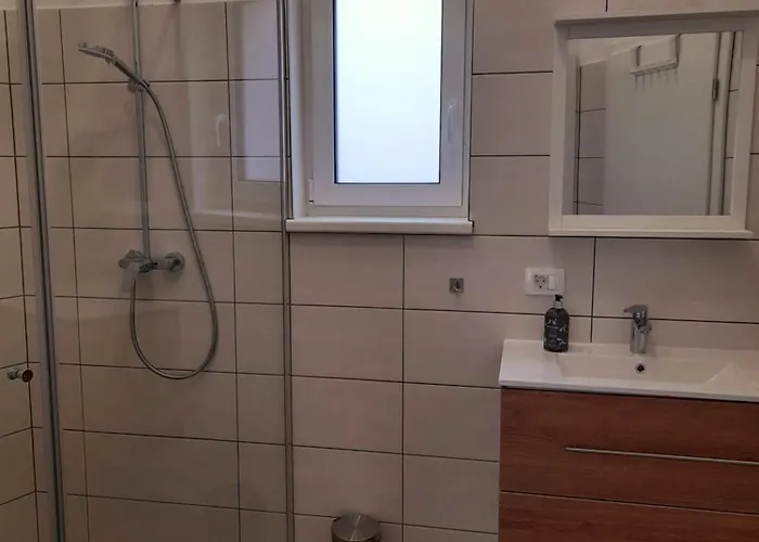 Pavillon Nahe Stadtzentrum *